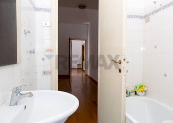 Bagno - Quadrilocale Via Enea
 
28, Anzio - foto 67