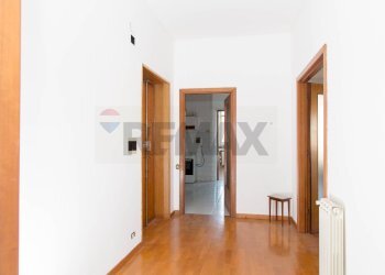 Hall / corridoio - Quadrilocale Via Enea
 
28, Anzio - foto 69