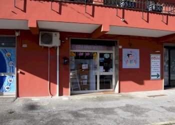 Edificio all\'aperto - Negozio Viale Manzoni
 
12c, Pomezia - foto 4