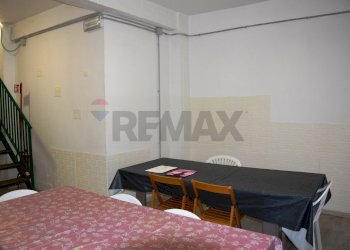 Camera / camera da letto - Negozio Viale Manzoni
 
12c, Pomezia - foto 16