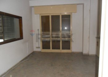 Stanza vuota - Appartamento Corso Vittorio Emanuele
 
109, Caltanissetta - foto 7