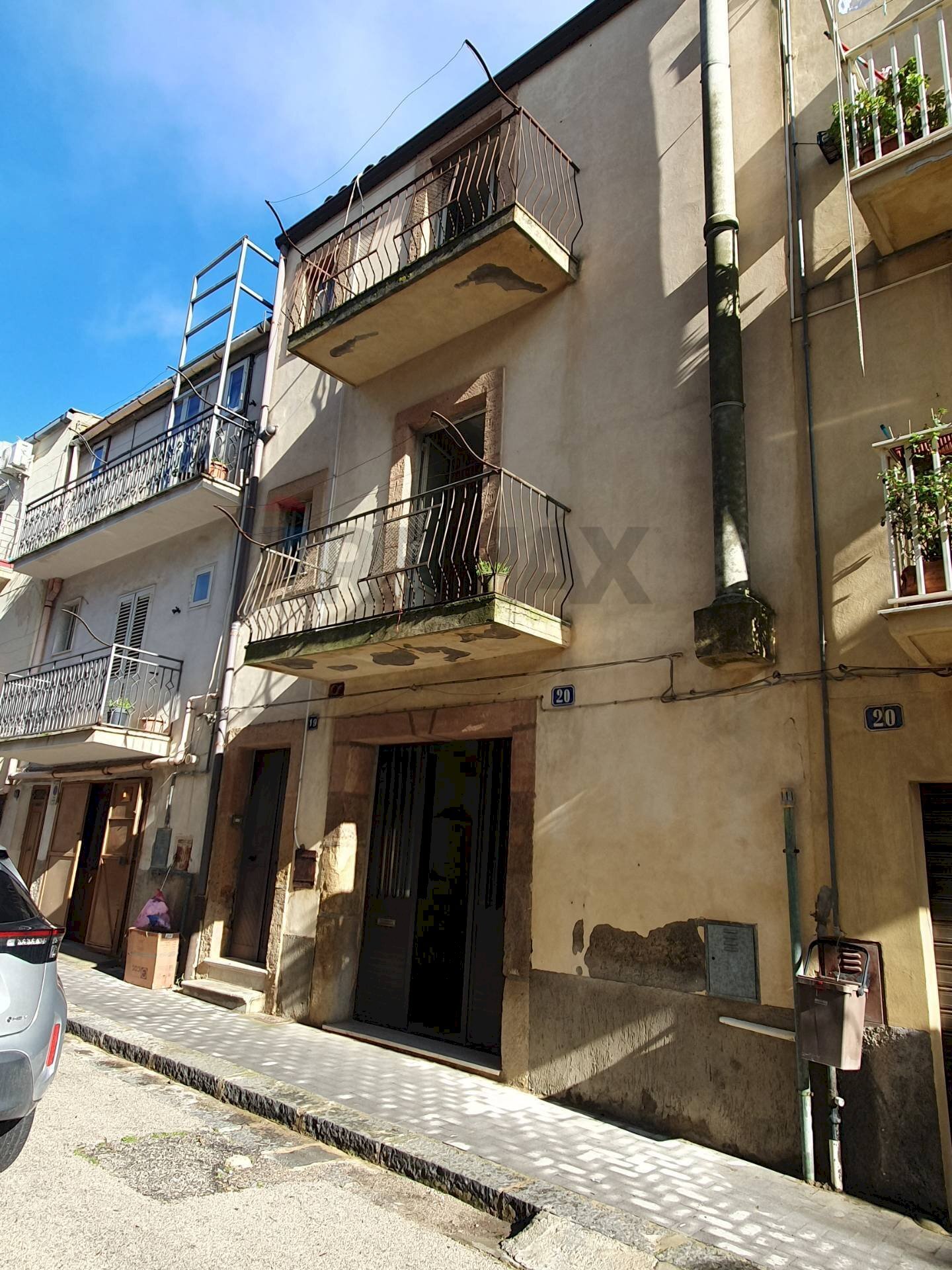 Edificio all\'aperto - Casa indipendente Largo San Giorgio
19- 20, Caltagirone - foto 2