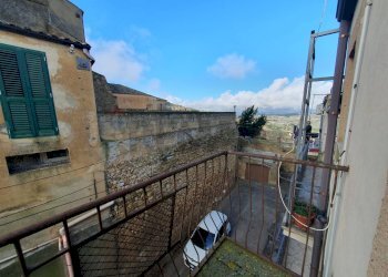 Balcone - Casa indipendente Largo San Giorgio
 
19- 20, Caltagirone - foto 10