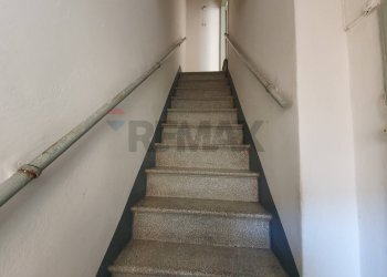 Scale - Casa indipendente Largo San Giorgio
 
19- 20, Caltagirone - foto 13