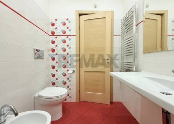 Bagno - Casa indipendente Via Carlino
 
5/7, Mascali - foto 23