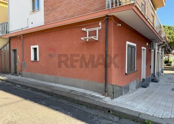 Edificio all\'aperto - Casa indipendente Via Carlino
 
5/7, Mascali - foto 25