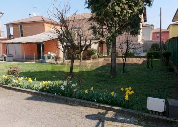 Edificio all\'aperto - Rustico Via degli Umiliati
 
7, Caravaggio - foto 6