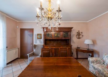 Sala da pranzo - Trilocale Via Gioacchino Rossini
 
3, Lallio - foto 11