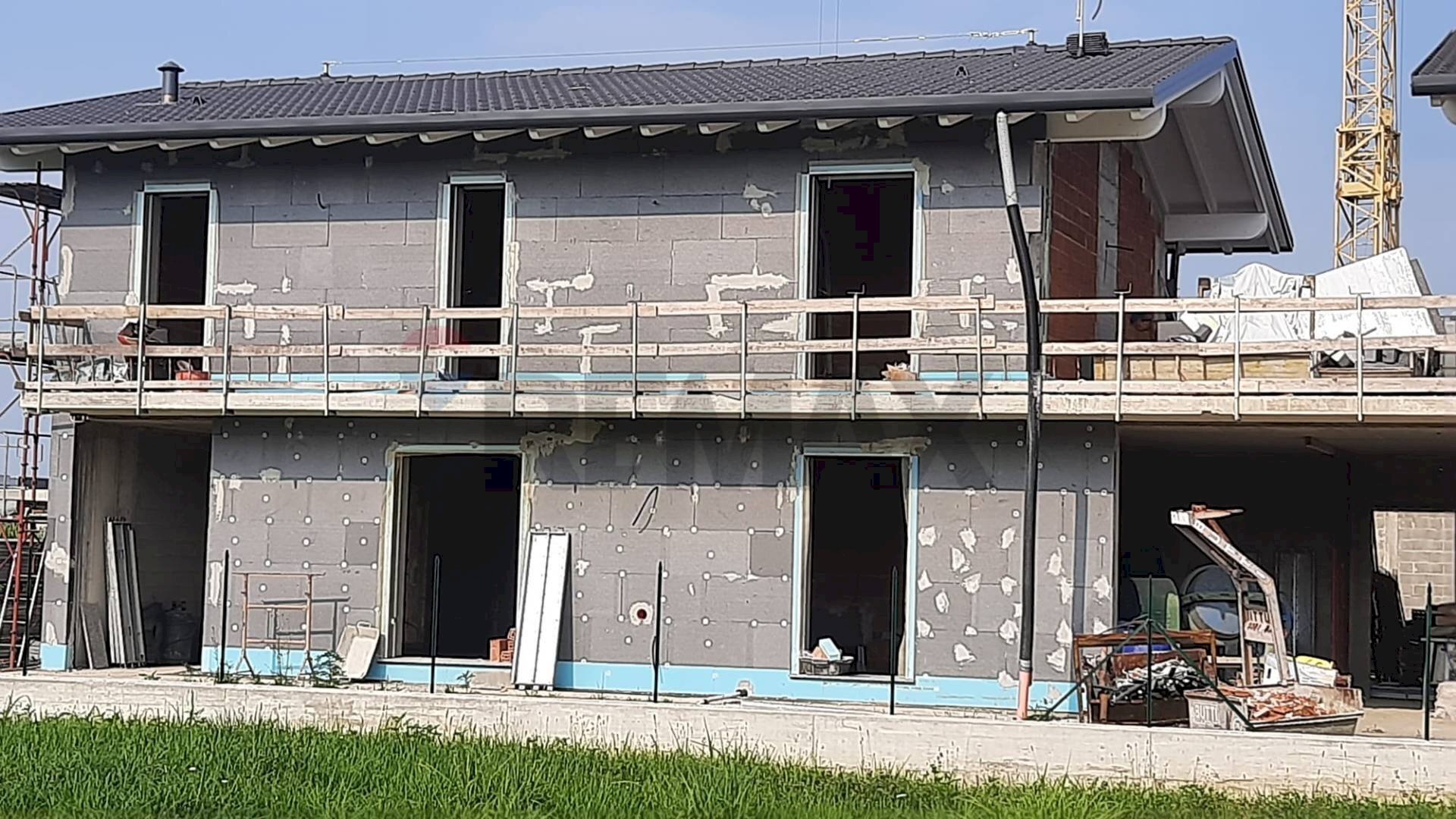 Casa all\'aperto - Trilocale Via Nicola Barrè, Ponte San Pietro - foto 2