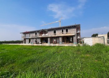 Casa all\'aperto - Trilocale Via Nicola Barrè, Ponte San Pietro - foto 3