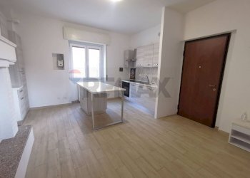 Cucina - Trilocale piazza san rocco
 
75, Calusco d'Adda - foto 1