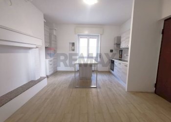 Cucina - Trilocale piazza san rocco
 
75, Calusco d'Adda - foto 7