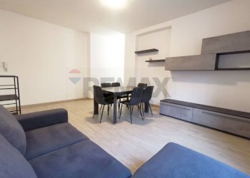 Sala da pranzo - Trilocale piazza san rocco
 
75, Calusco d'Adda - foto 10