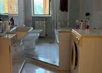 Bagno - Villa Località Starza contrada Santa Croce
 
Snc, Carinola - foto 13