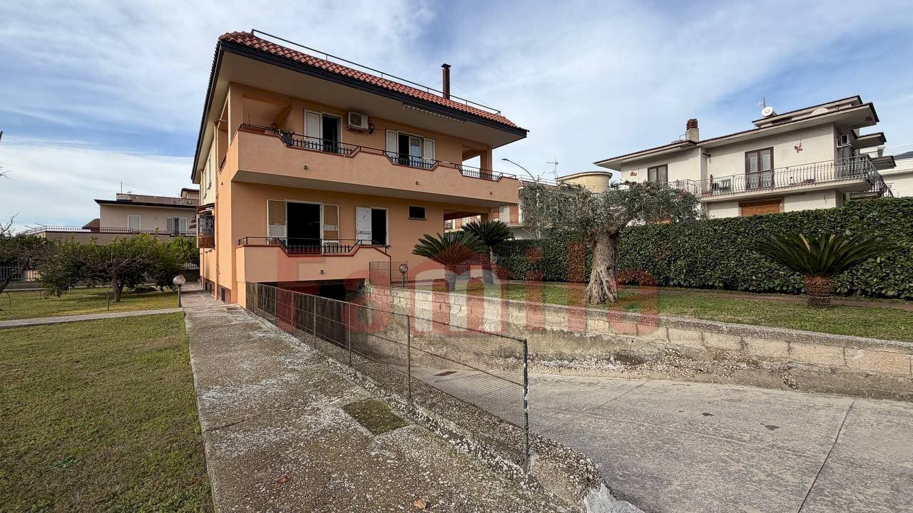 Foto 2 - Casa indipendente Avella - foto 2