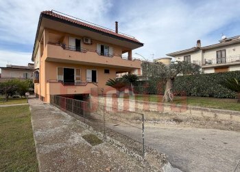 Foto 2 - Casa indipendente Avella - foto 2