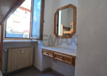 Stanza vuota - Quadrilocale Viale degli Alberghi
 
37, Roccaraso - foto 13