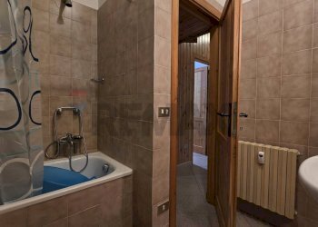 Bagno - Quadrilocale Viale degli Alberghi
 
37, Roccaraso - foto 18