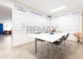 Sala da pranzo - Office Via Vittorio Veneto
 
50, Brugherio - photo 9