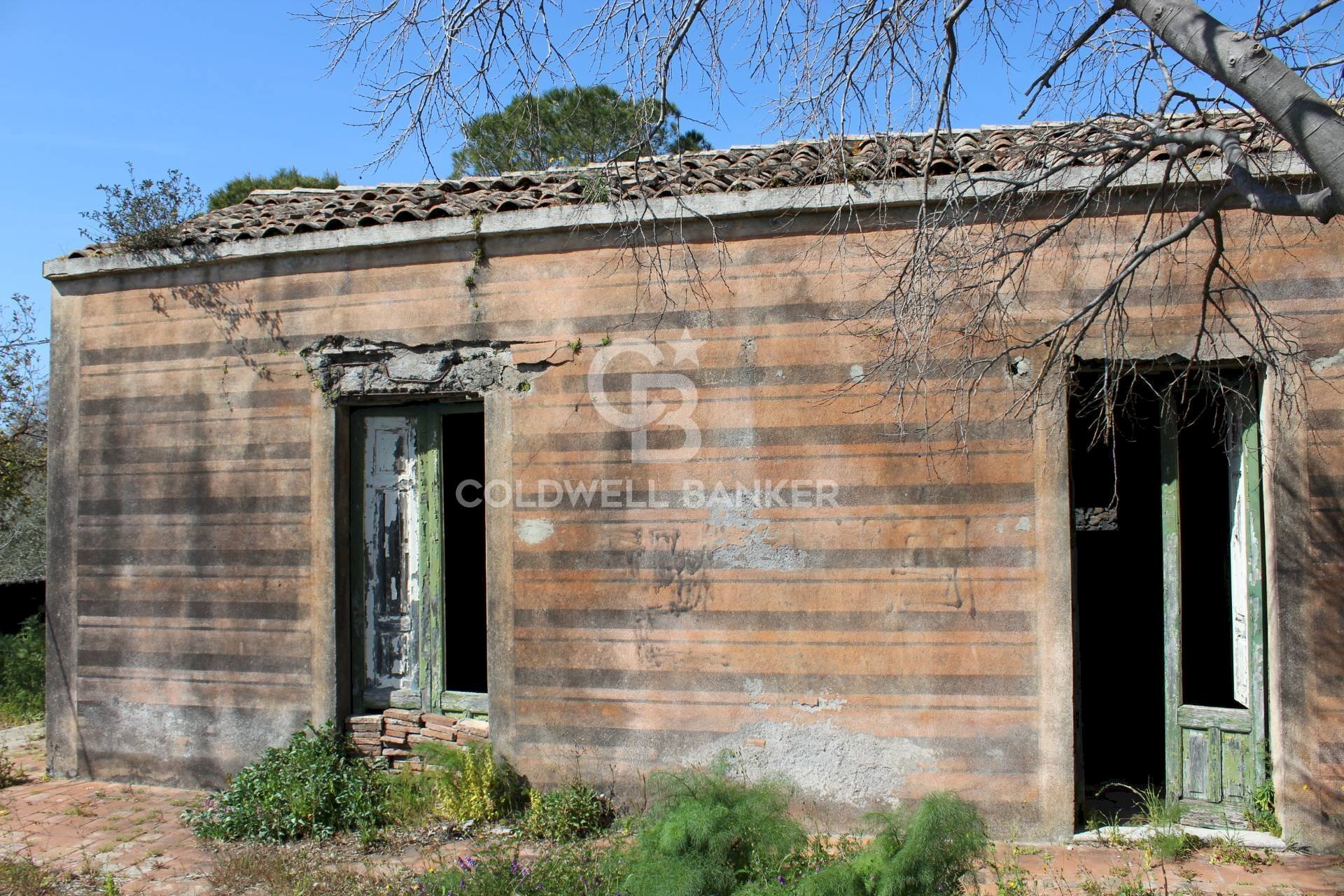 Foto 1 - Rustico Strada Provinciale 165
 
35, Aci Sant'Antonio - foto 1