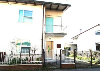 Portion of a house Via Pinarella, Cesena - photo 6