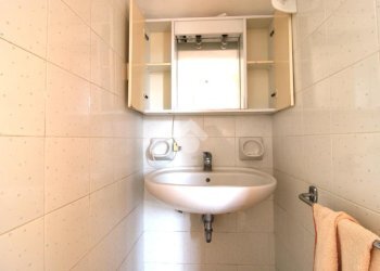 Portion of a house Via Pinarella, Cesena - photo 9