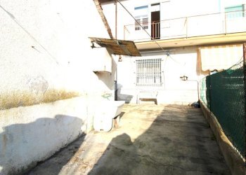 Portion of a house Via Pinarella, Cesena - photo 22