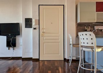 Quadrilocale Torino via Monte Pasubio 14, Torino (zona Centro) - foto 4