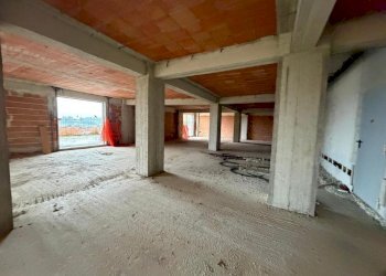 WhatsApp Image 2026-01-02 at 10.37.38 (3).jpeg - Locale Commerciale Via Sacro sacro cuore, Modica - foto 1