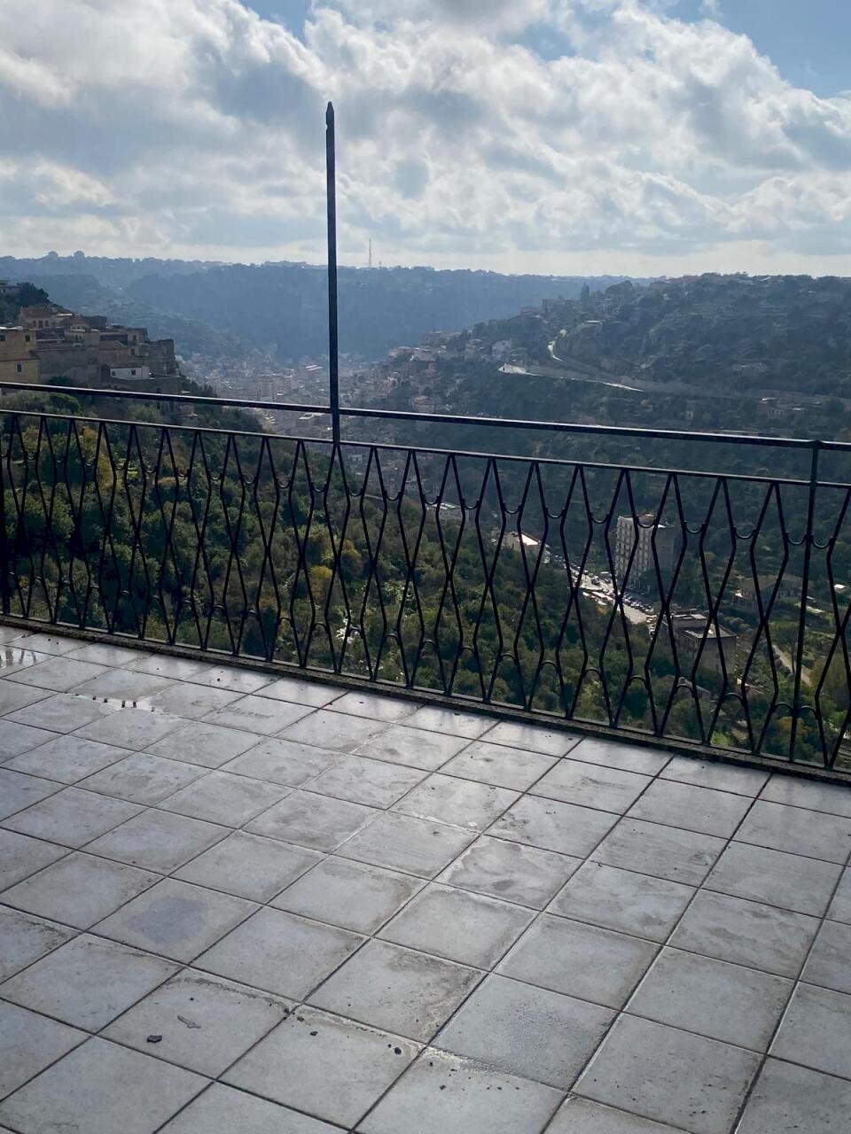 WhatsApp Image 2025-12-17 at 12.54.21 (6).jpeg - Attico Via Loreto Gallinara 964, Modica - foto 1