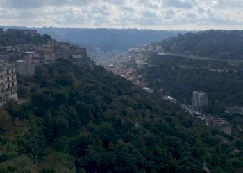 WhatsApp Image 2025-12-17 at 12.54.19 (3).jpeg - Attico Via Loreto Gallinara 964, Modica - foto 7