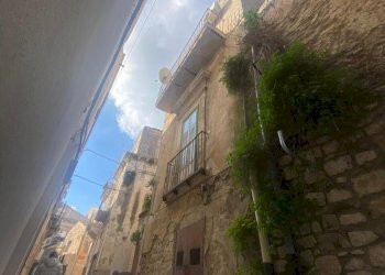 WhatsApp Image 2025-12-15 at 11.23.35 (5).jpeg - Villa via vico assenza rosario, Modica - foto 2