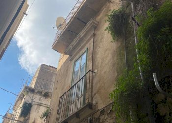 WhatsApp Image 2025-12-15 at 11.23.35 (6).jpeg - Villa via vico assenza rosario, Modica - foto 3