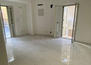 WhatsApp Image 2025-12-04 at 11.59.32 (3).jpeg - Two-room apartment via armando diaz, Pozzallo - photo 1