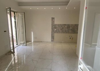 WhatsApp Image 2025-12-04 at 11.59.32.jpeg - Two-room apartment via armando diaz, Pozzallo - photo 4