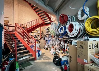 magazzino - Locale Commerciale Via Cimarosa 191, Livorno - foto 11