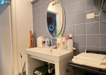 bagni magazzino - Locale Commerciale Via Cimarosa 191, Livorno - foto 16