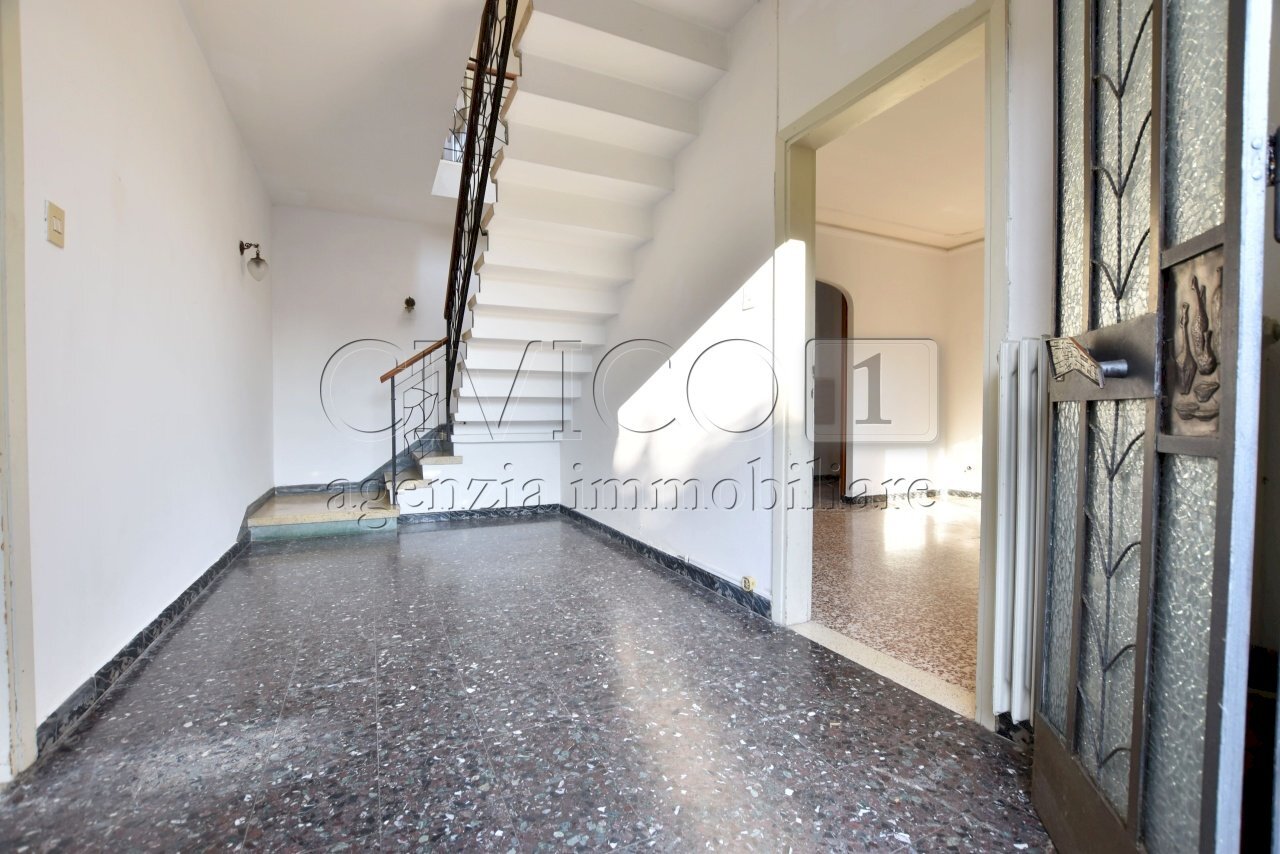 dettagli - Villa Padova (zona Mandria) - foto 1