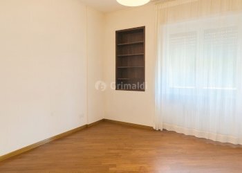 PHOTO-2025-12-06-18-04-15[6].jpg - Trilocale Via Arturo Graf 52, Roma - foto 5