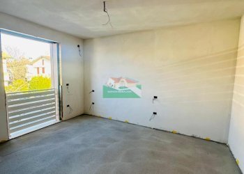 PHOTO-2025-12-10-15-30-40.jpg - Villa a Schiera VIA FLAMMARION 13, Ravenna - foto 23