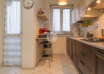 Two-room apartment Corso Cincinnato, Torino (neighborhood Lucento) - photo 6