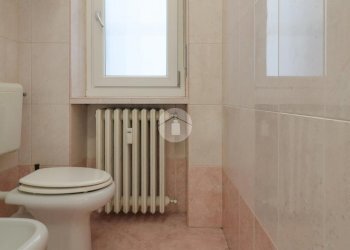Two-room apartment Corso Cincinnato, Torino (neighborhood Lucento) - photo 19