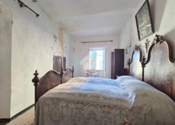 Semi-detached house Via Gallareto, Terzo - photo 12