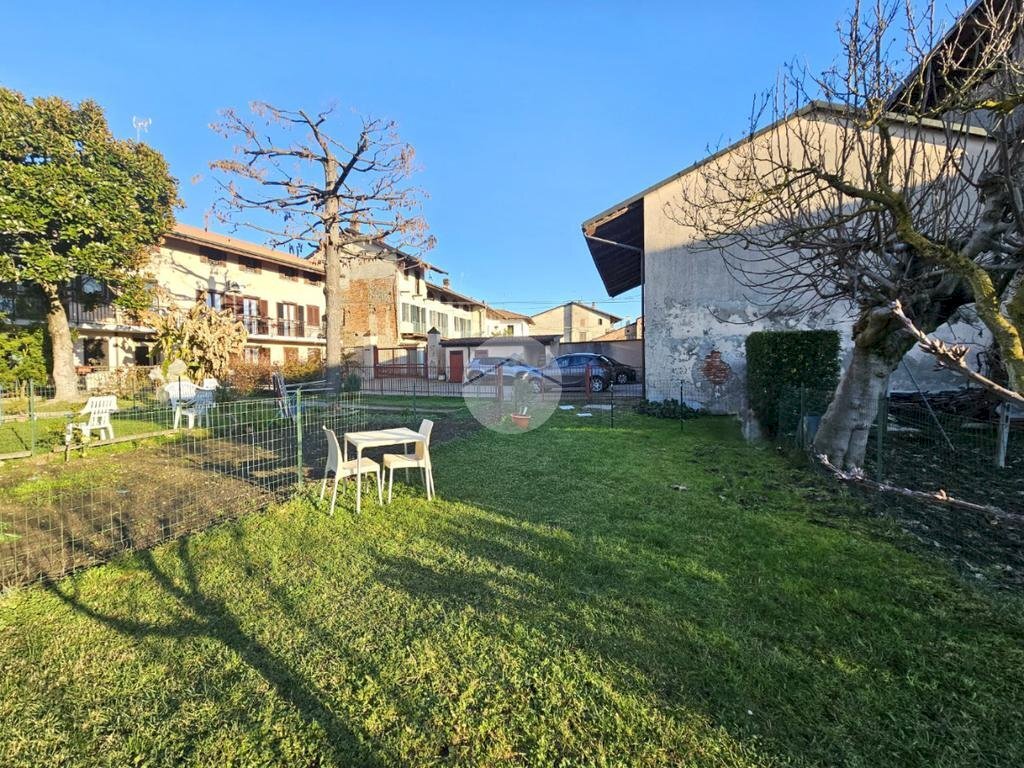 Three-room apartment Via Giuseppe Garibaldi, Candia Canavese - photo 1