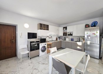 Trilocale Via Giuseppe Garibaldi, Candia Canavese - foto 3