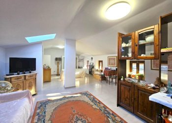 Trilocale Via Giuseppe Garibaldi, Candia Canavese - foto 11