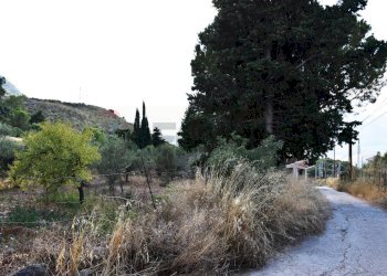 Vista delle montagne - Terreno edificabile Contrada Cozzo di Castro
 
snc, Altofonte - foto 4