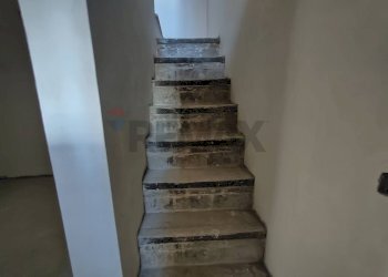 Scale - Casa semi indipendente via della faina, Prata d'Ansidonia - foto 16