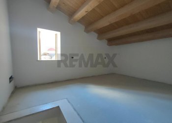 Stanza vuota - Casa semi indipendente via della faina, Prata d'Ansidonia - foto 18