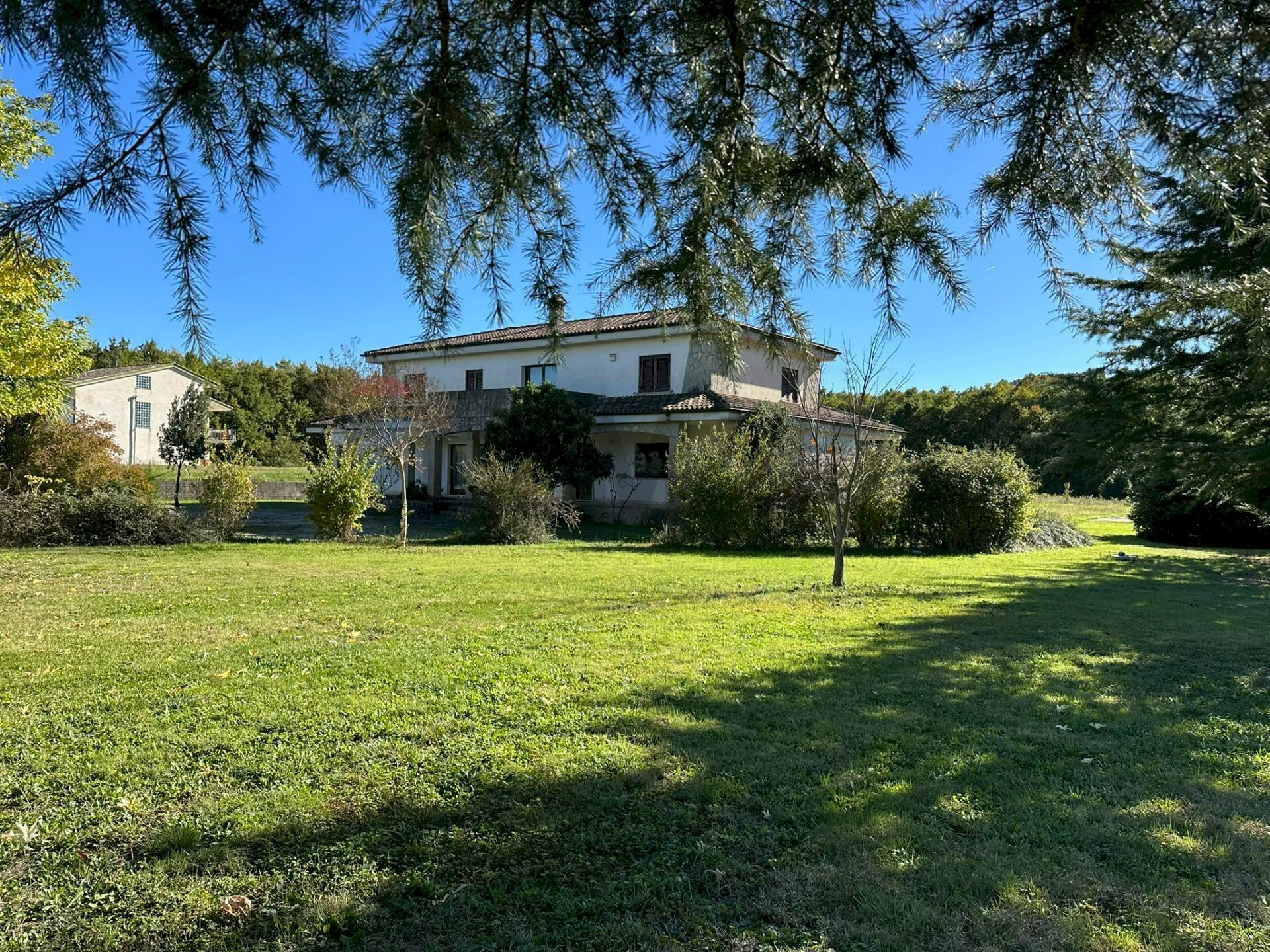 Casa all\'aperto - Villa Via Selva
 
2, Montaquila - foto 1